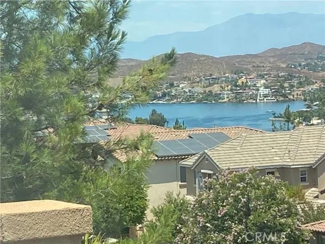 9 Plaza Modena, Lake Elsinore Ca 92532 | Detached 1