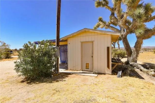 1732 Surrey Avenue, Yucca Valley Ca 92284 | Manufactured Home 33