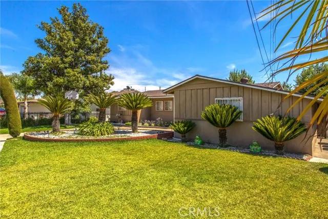 15937 Manzanita Drive, Fontana Ca 92335 | Detached 1