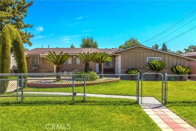 15937 Manzanita Drive, Fontana Ca 92335 | Detached 4