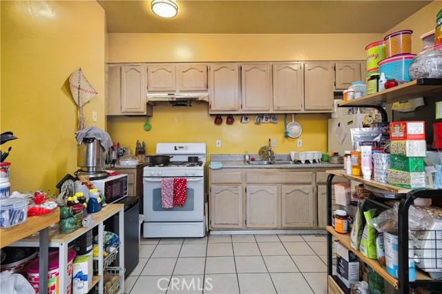 1411 Menlo Avenue, Los Angeles CA 90006 | Multi Family 10