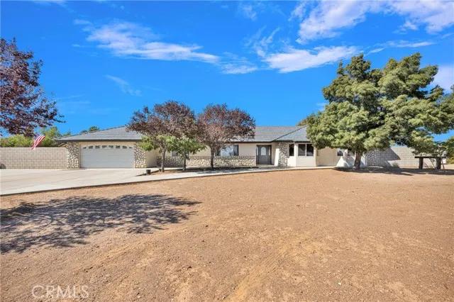 8424 Cedar Court, Phelan Ca 92371 | Detached 1