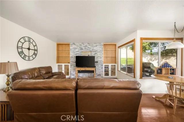 3250 Geronimo Avenue, Simi Valley Ca 93063 | Detached 13