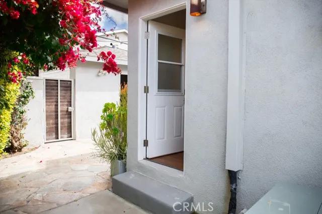 10722 Braddock Drive, Culver City Ca 90230 | Detached 18