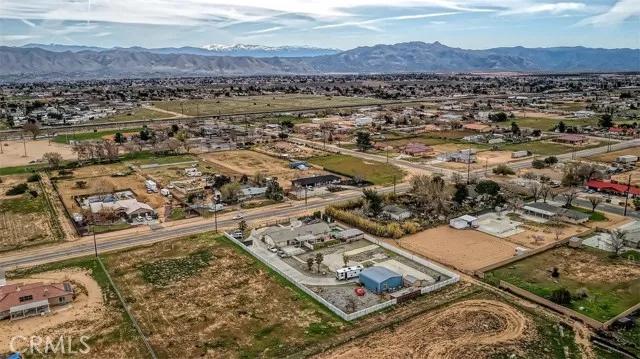 8666 3rd Avenue, Hesperia Ca 92345 | Detached 48