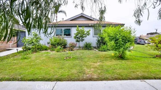 5101 Robinwood Drive, Huntington Beach Ca 92649 | Detached 34