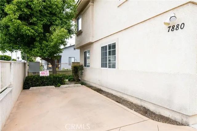 7880 Stewart And Gray Road, Downey Ca 90241 | Townhouse 21