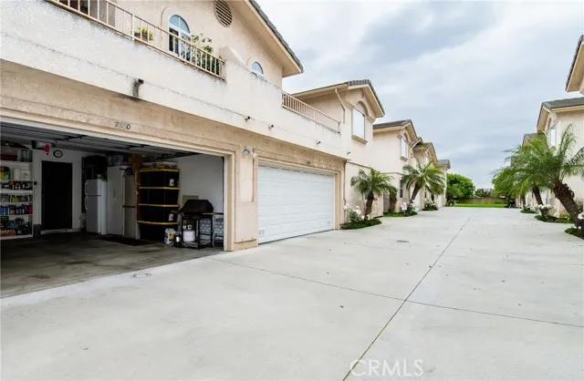 7880 Stewart And Gray Road, Downey Ca 90241 | Townhouse 18