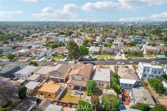 4235 W 59th Place, Los Angeles Ca 90043 | Detached 44