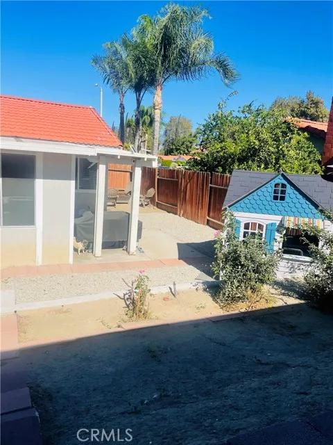 1960 Overland Street, Colton Ca 92324 | Detached 27