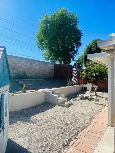 1960 Overland Street, Colton Ca 92324 | Detached 26