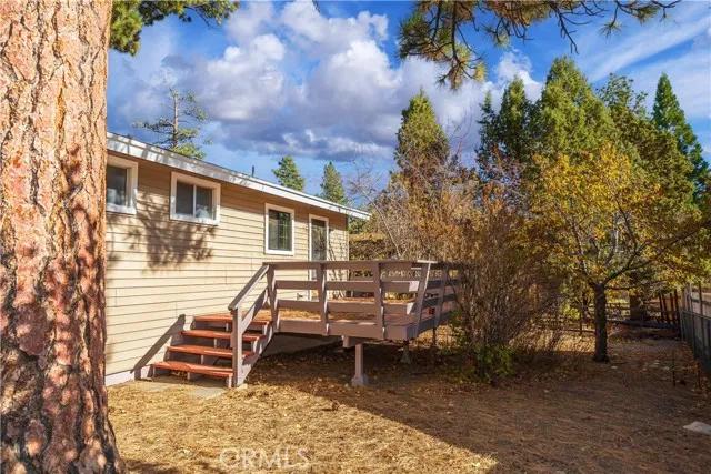 1051 Mount Shasta Road, Big Bear City Ca 92314 | Detached 16