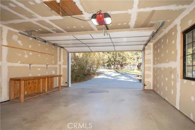 1051 Mount Shasta Road, Big Bear City Ca 92314 | Detached 28