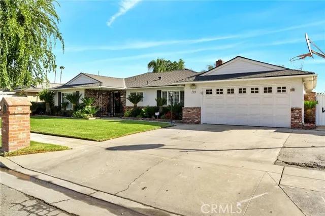 4422 N Haslam Avenue, Fresno Ca 93722 | Detached 1