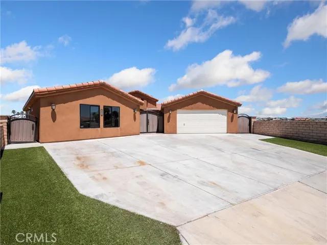 18095 Mariner Drive, Victorville Ca 92395 | Detached 32