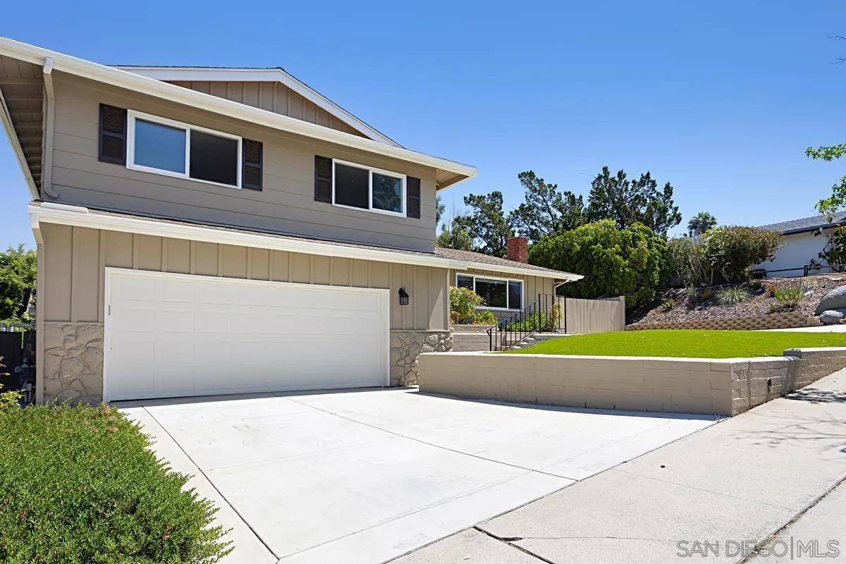 1831 Craigmore Ave, Escondido Ca 92027 | Detached 2