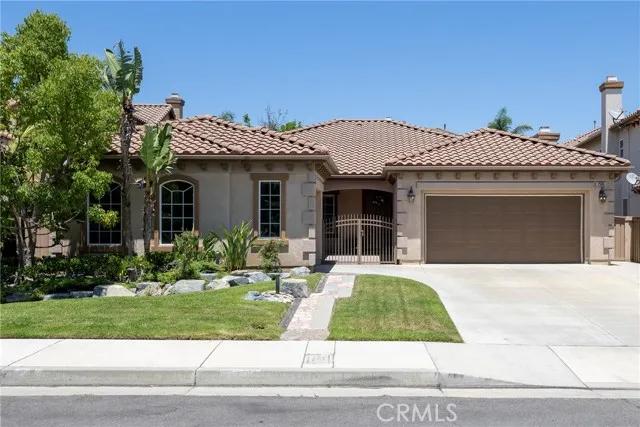 2585 N Falconer Way, Orange Ca 92867 | Detached 1