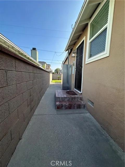 11329 Homestead Street, Santa Fe Springs Ca 90670 | Detached 25