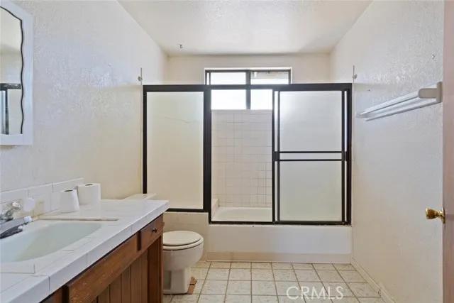 13964 Sayre Street, Sylmar Ca 91342 | Detached 10