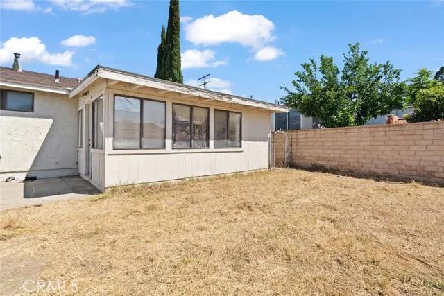 13964 Sayre Street, Sylmar Ca 91342 | Detached 13