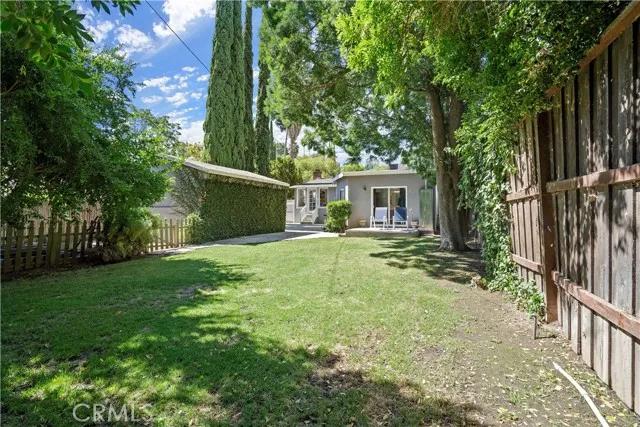 22239 Avenue San Luis, Woodland Hills Ca 91364 | Detached 25