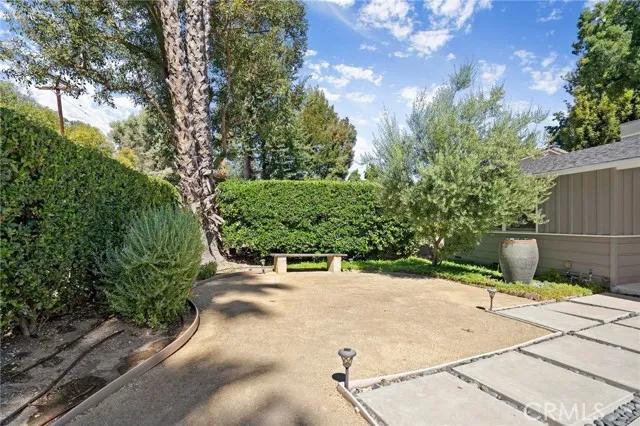 22239 Avenue San Luis, Woodland Hills Ca 91364 | Detached 3