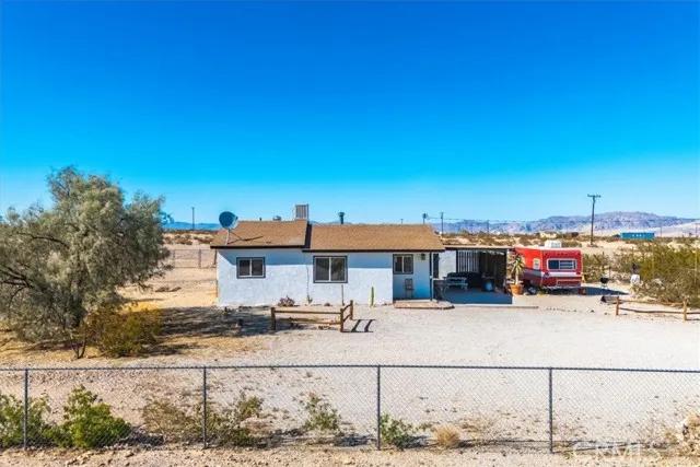 1560 Jackrabbit Trail, Twentynine Palms Ca 92277 | Detached 6