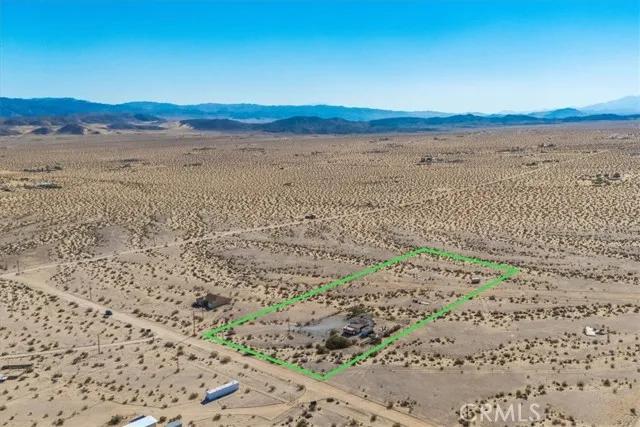 1560 Jackrabbit Trail, Twentynine Palms Ca 92277 | Detached 56