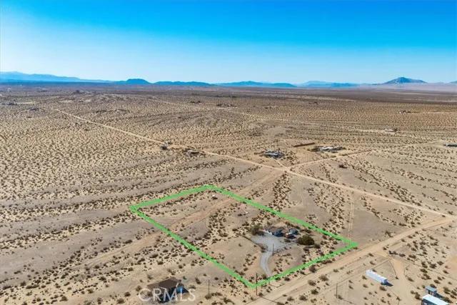 1560 Jackrabbit Trail, Twentynine Palms Ca 92277 | Detached 58