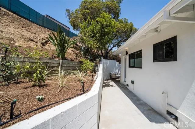 2481 Yosemite Drive, Los Angeles Ca 90041 | Detached 55