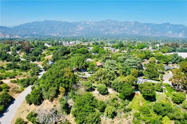 1777 La Cresta Drive, Pasadena Ca 91103 | Detached 30