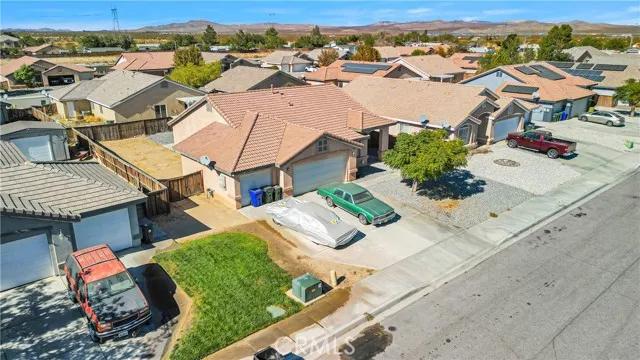 18778 Dogwood Court, Adelanto Ca 92301 | Detached 11