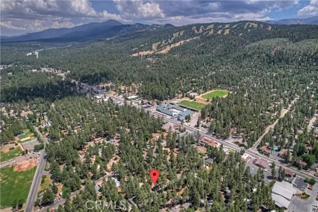 401 Knight Avenue, Big Bear Lake Ca 92315 | Detached 6