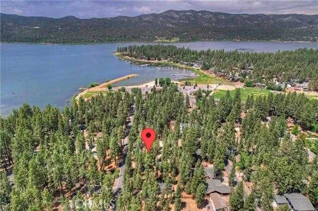 401 Knight Avenue, Big Bear Lake Ca 92315 | Detached 5