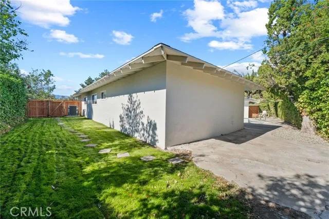 1794 Sonora Avenue, San Bernardino Ca 92404 | Detached 23