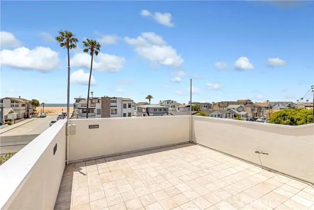 203 8th St, Newport Beach Ca 92661 | Townhouse 16