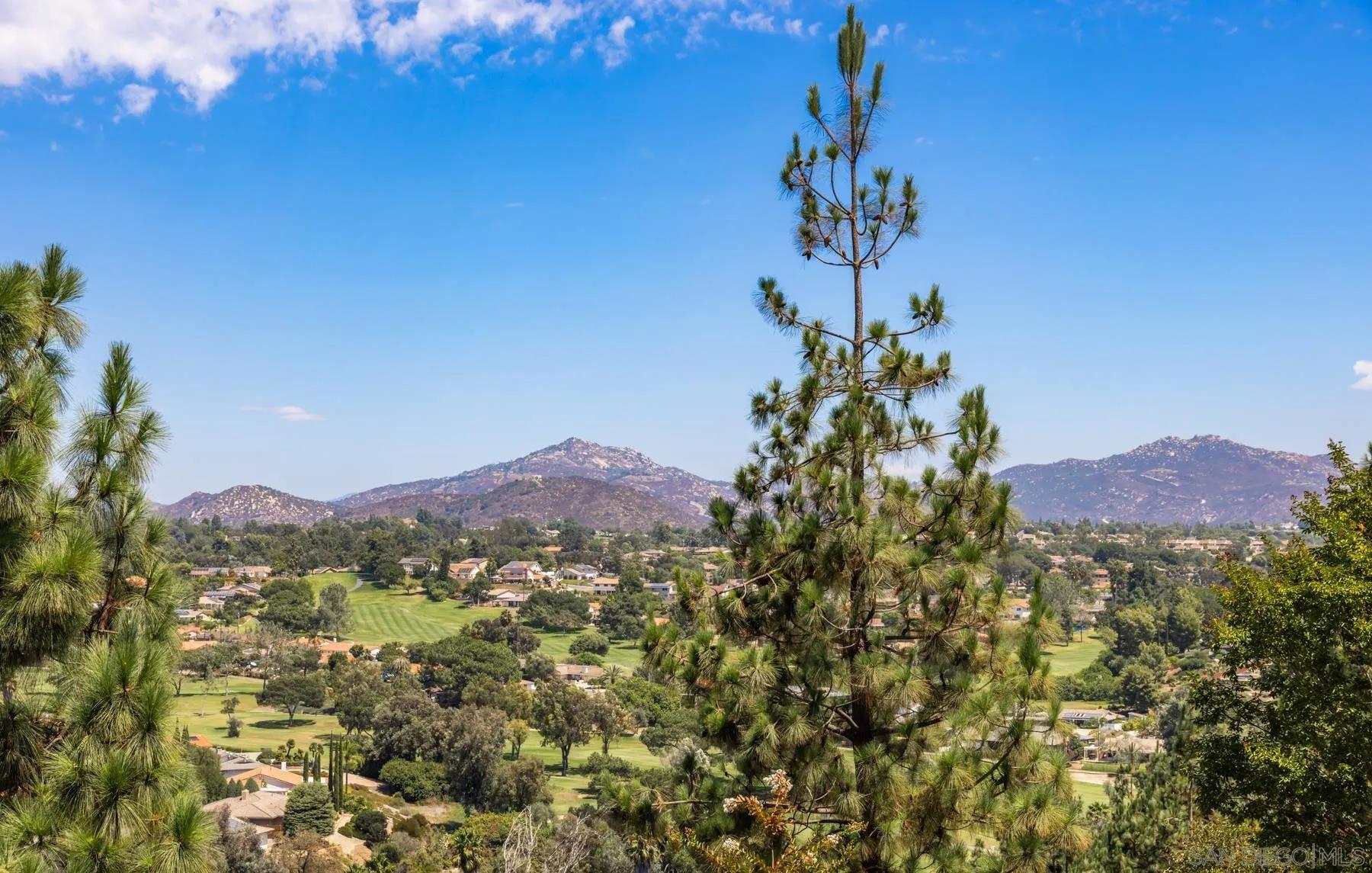 12077 Tretagnier Cir, Rancho Bernardo Ca 92128 | Detached 1