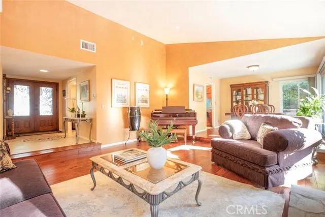 3316 Crail Way, Glendale Ca 91206 | Detached 14