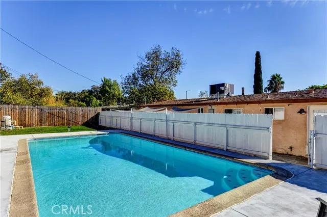 1120 W F Street, Ontario Ca 91762 | Detached 32