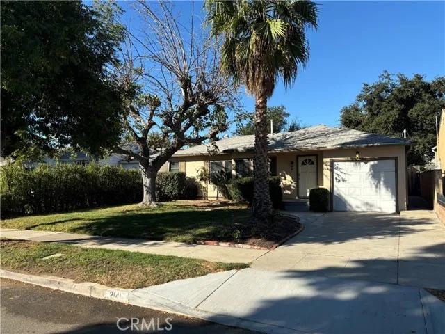 2141 N Screenland Drive, Burbank Ca 91505 | Detached 26