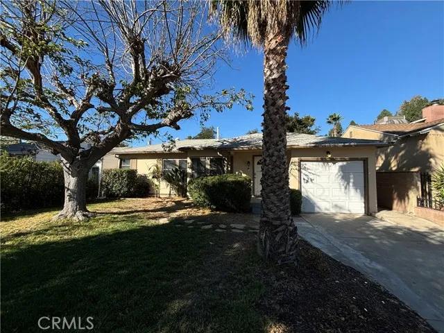 2141 N Screenland Drive, Burbank Ca 91505 | Detached 28