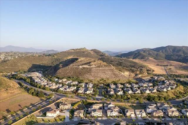 2697 Overlook Point Dr, Escondido Ca 92029 | Detached 49