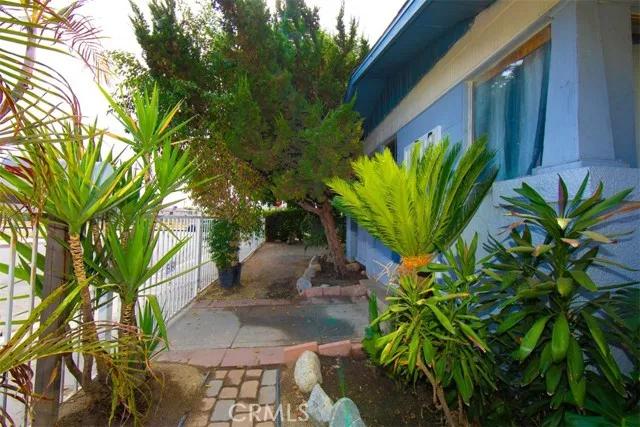 620 W D Street, Ontario Ca 91762 | Townhouse 9