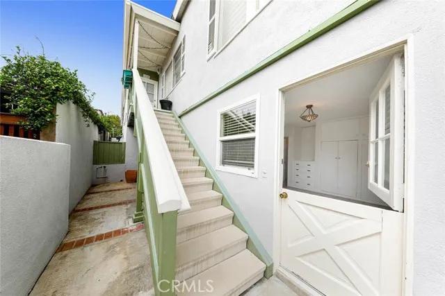 296 La Brea Street, Laguna Beach Ca 92651 | Detached 4