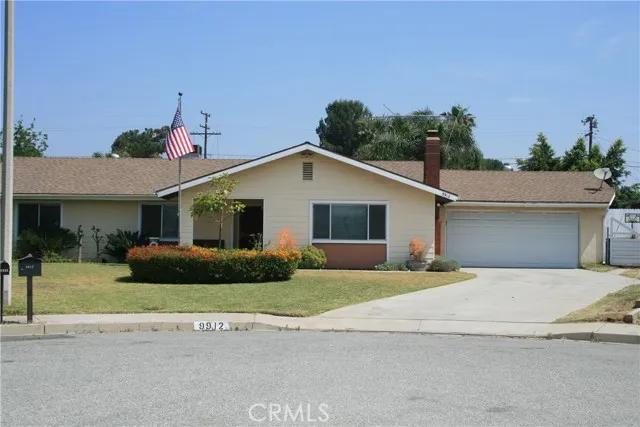 9912 Briarwood Avenue, Fontana Ca 92335 | Detached 0