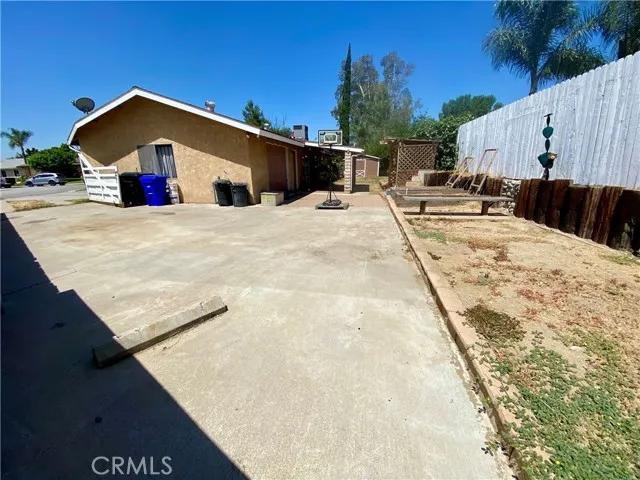 9912 Briarwood Avenue, Fontana Ca 92335 | Detached 13