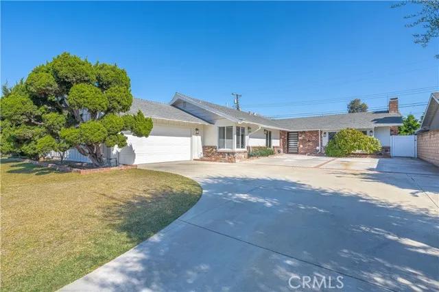 12032 Wallingsford Road, Los Alamitos Ca 90720 | Detached 1