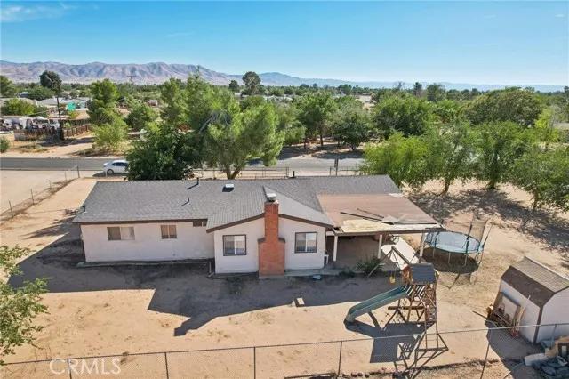 21216 Sitting Bull Road, Apple Valley Ca 92308 | Detached 30