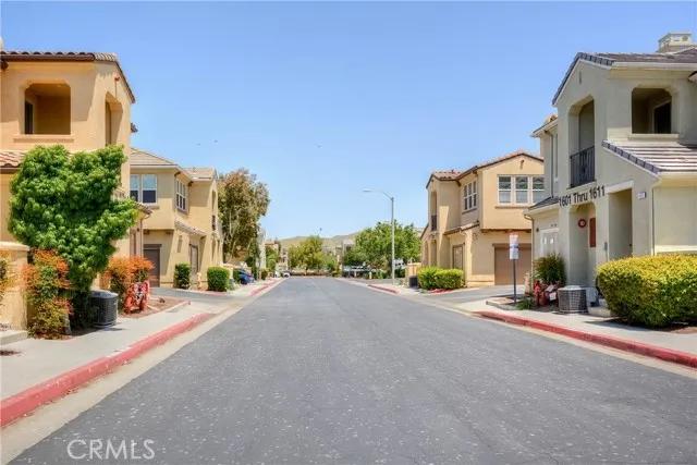 1800 E Lakeshore Drive # 1601, Lake Elsinore Ca 92530 | Townhouse 22