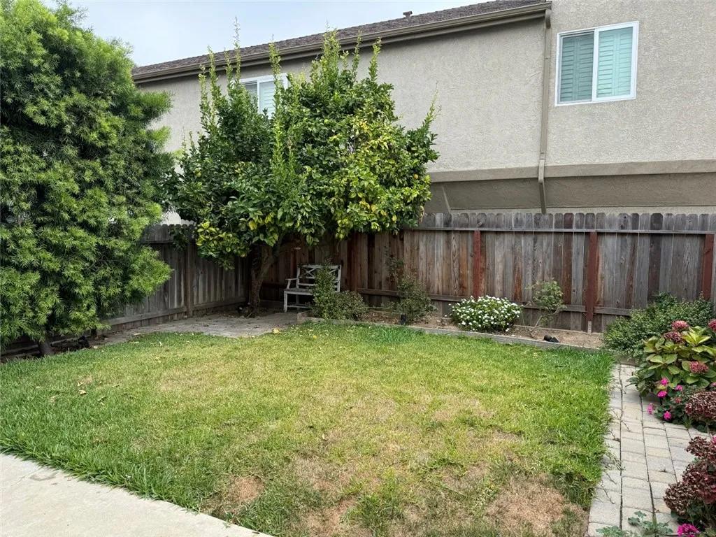 1304 Alabama Street, Huntington Beach Ca 92648 | Detached 24